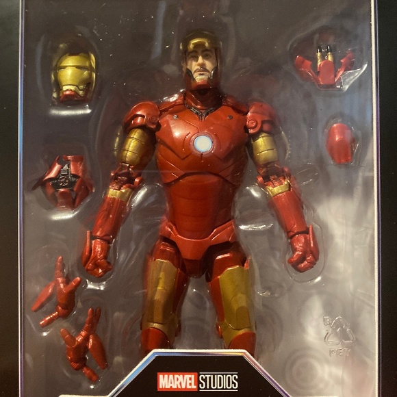NWT! Iron Man: Mark 3, The Infinity Saga Action Figure - Picture 3 of 3